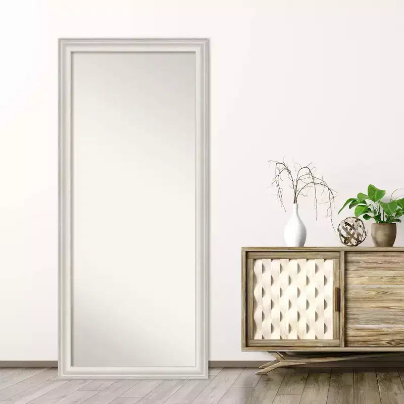 Miroir pleine longueur à poser au sol, cadre trio blanc lavé argenté, non biseauté, 29 po x 65 po