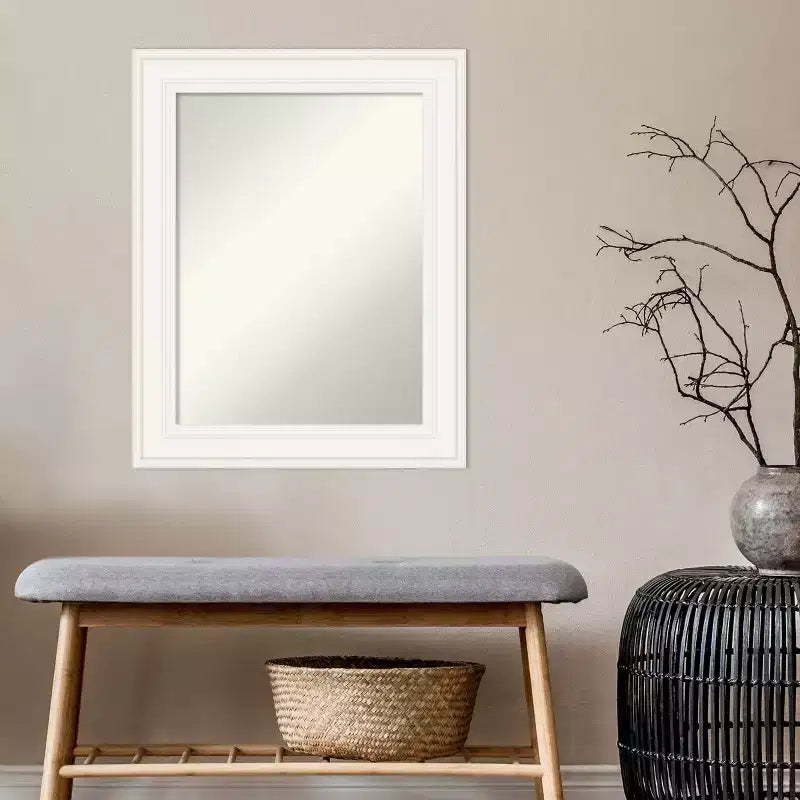 Miroir mural blanc à bord droit de 24" x 30" - : Rectangulaire moderne, cadre en polystyrène, quincaillerie de montage incluse