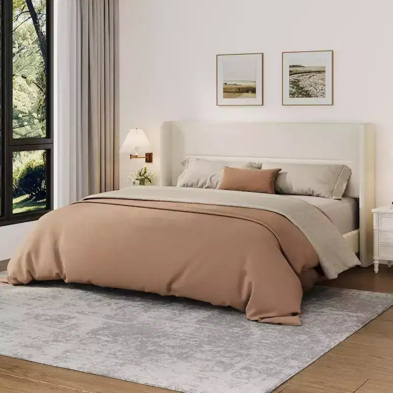 Velvet Upholstered Platform Bed Frame with Tufted Wingback Headboard
